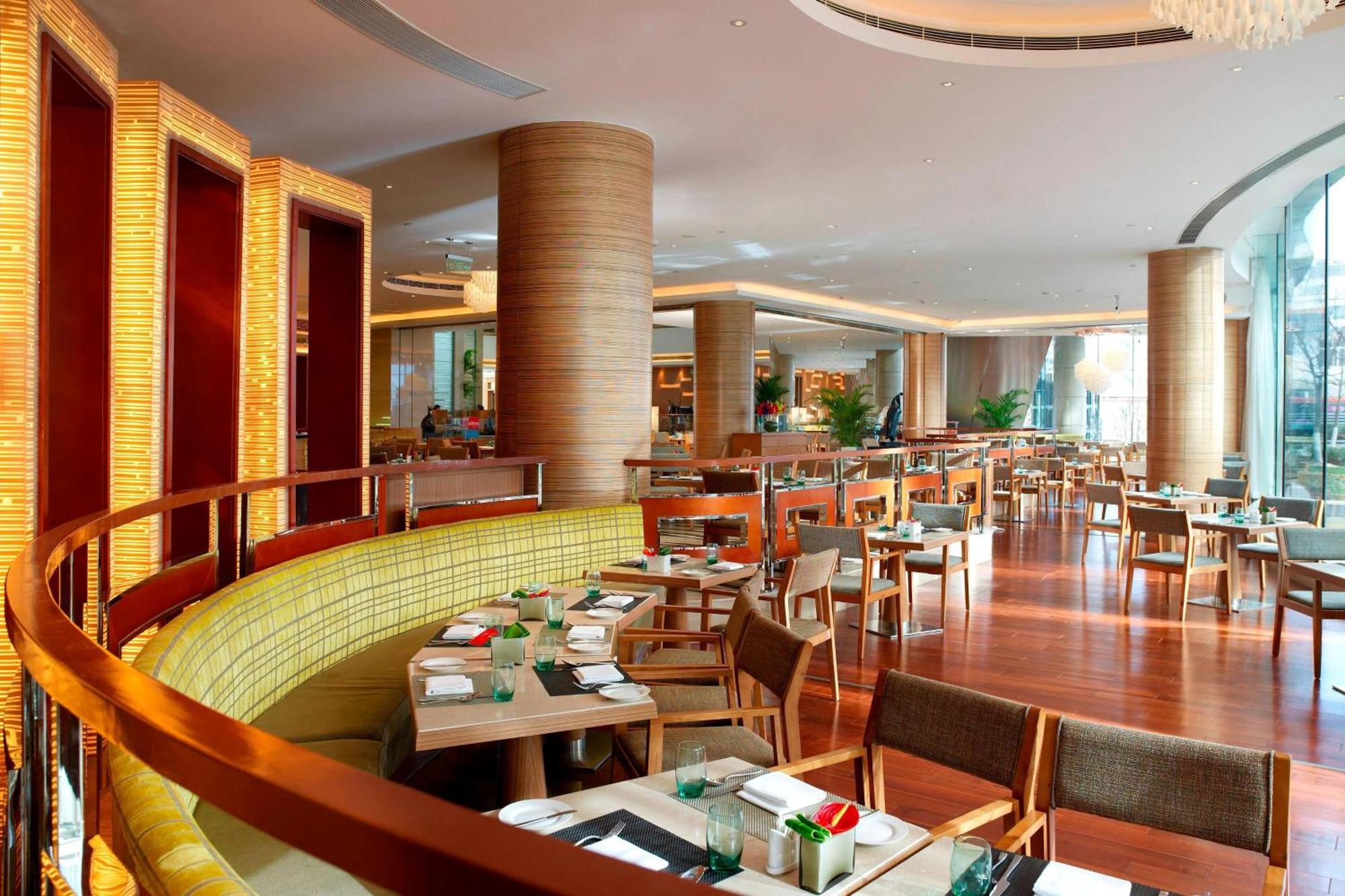 Hotel Four Points By Sheraton Beijing, Haidian 5*